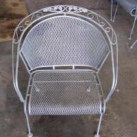 raleigh-sandblasting-patio-chair